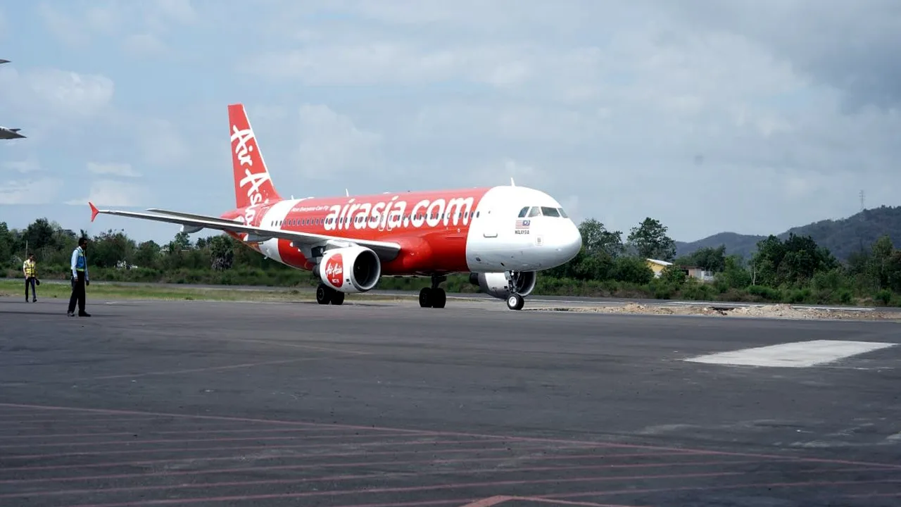 Bos Airasia Buka Suara Tentang Harga Avtur RI Paling Tinggi di ASEAN