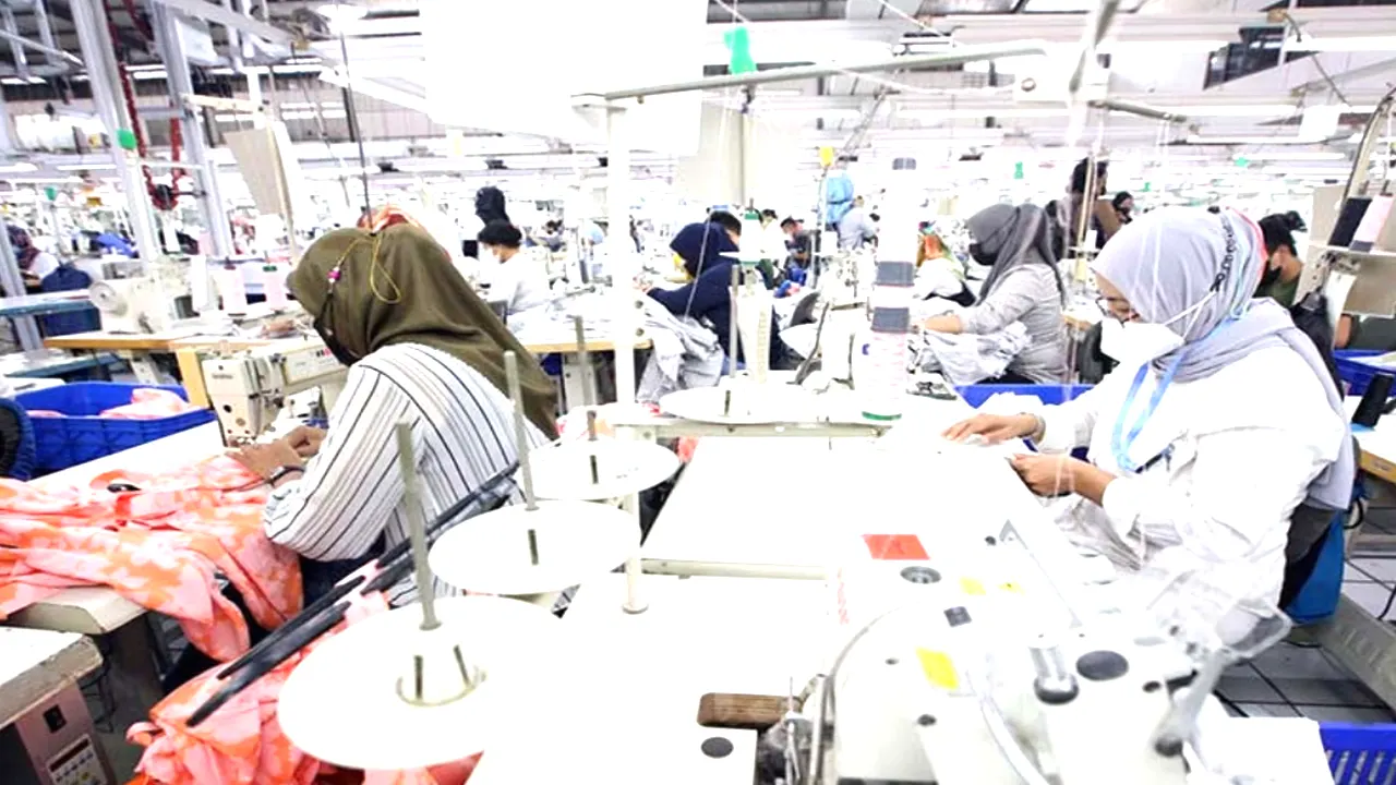 Sebanyak 3 Juta Pekerja Tekstil Terancam PHK Akibat Impor Ilegal